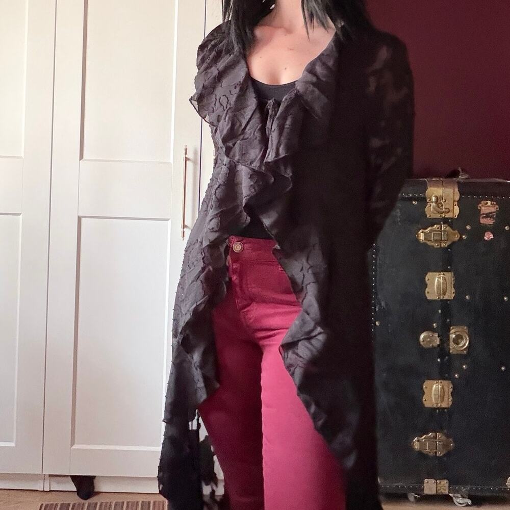 black lace like tie front top high low